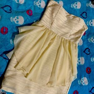 Woman’s size L ivory ruffle short strapless dress
